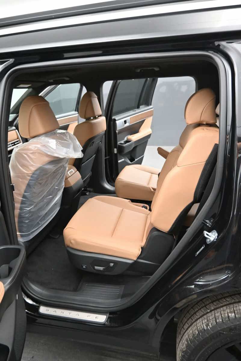 New 2026 Hyundai Santa Fe Calligraphy AWD/4WD image 14