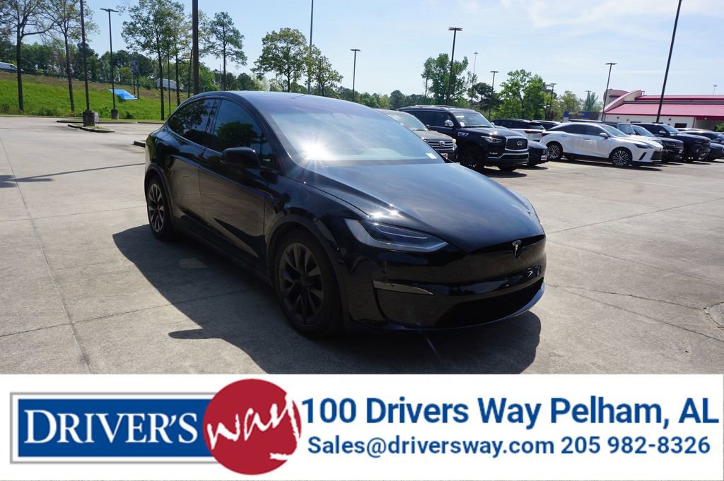 Used 2023 Tesla Model X image 1