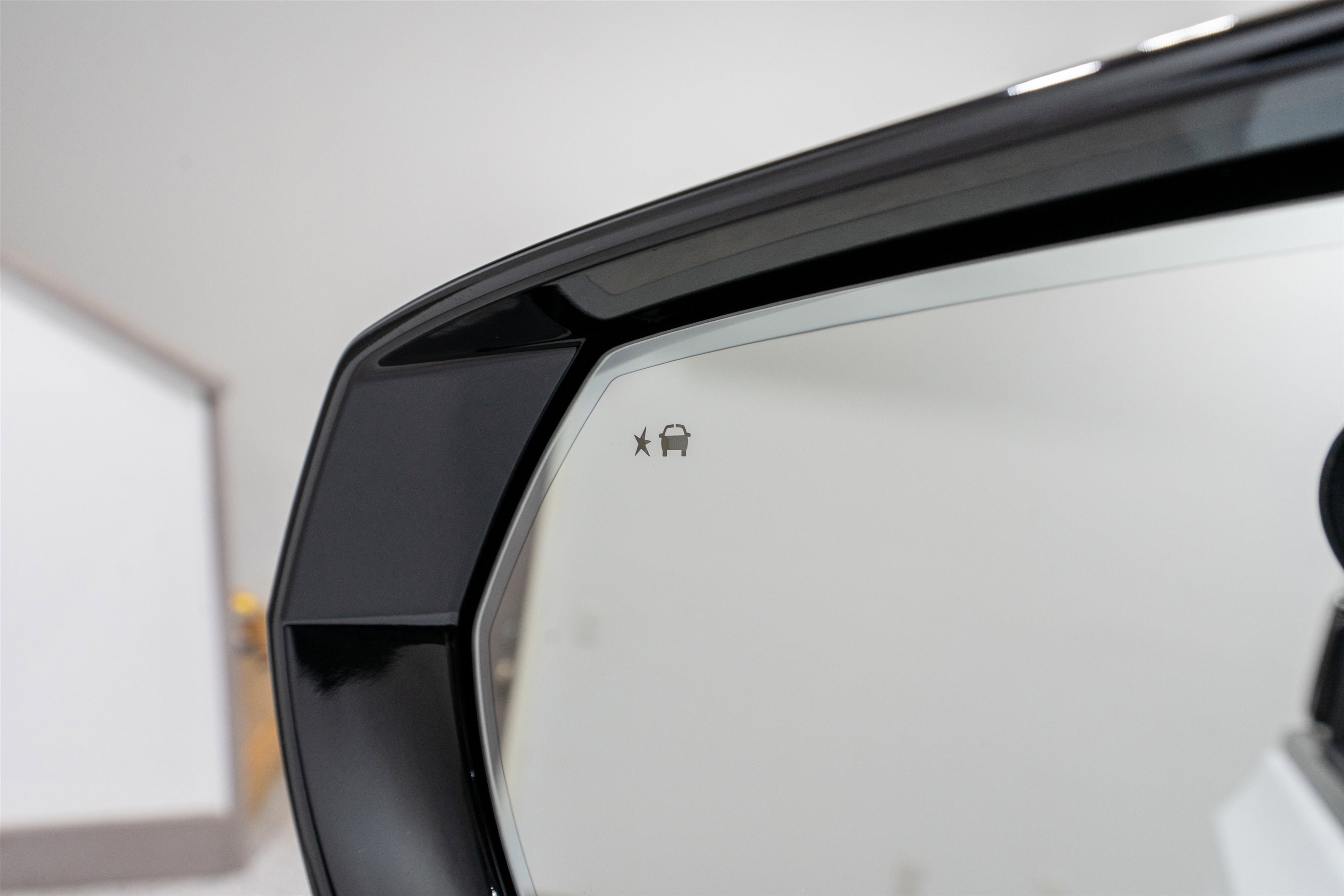 Used 2025 GMC Yukon AT4 w/ Premium Trailering Package image 14