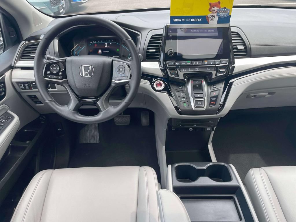 Used 2023 Honda Odyssey Touring image 13