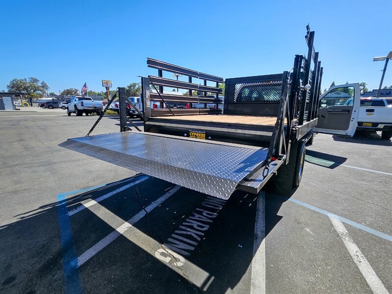 Used 2009 Ford F350 4x4 Crew Cab DRW Super Duty image 8