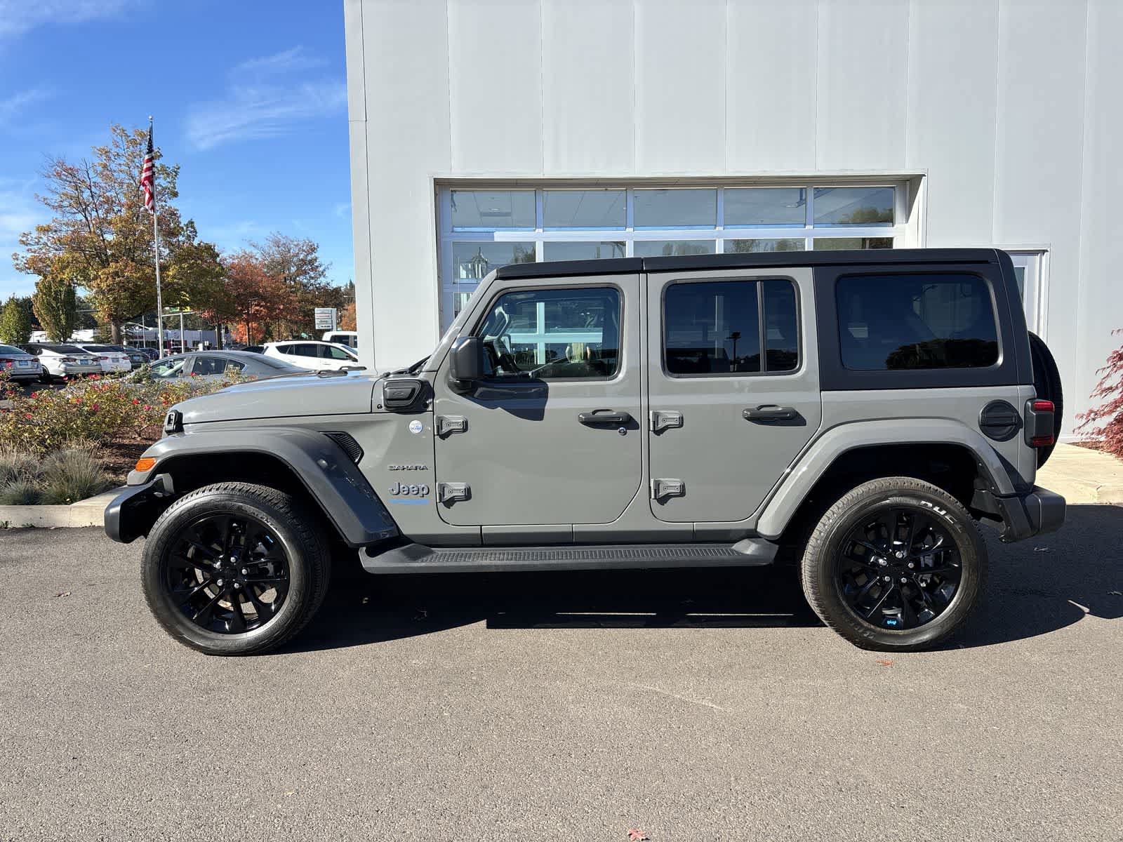 Certified 2022 Jeep Wrangler Unlimited Sahara AWD/4WD image 2