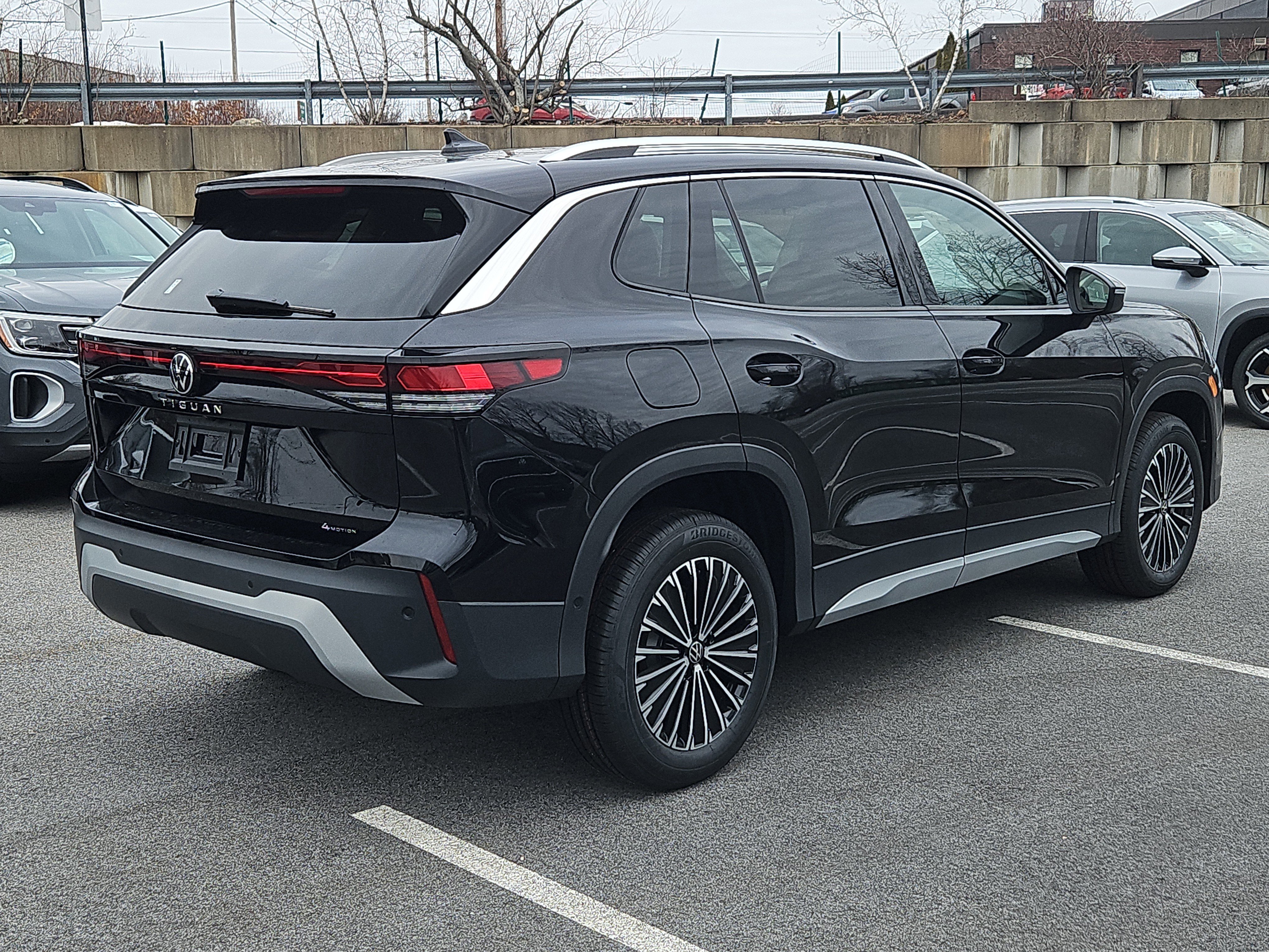 New 2026 Volkswagen Tiguan S image 2