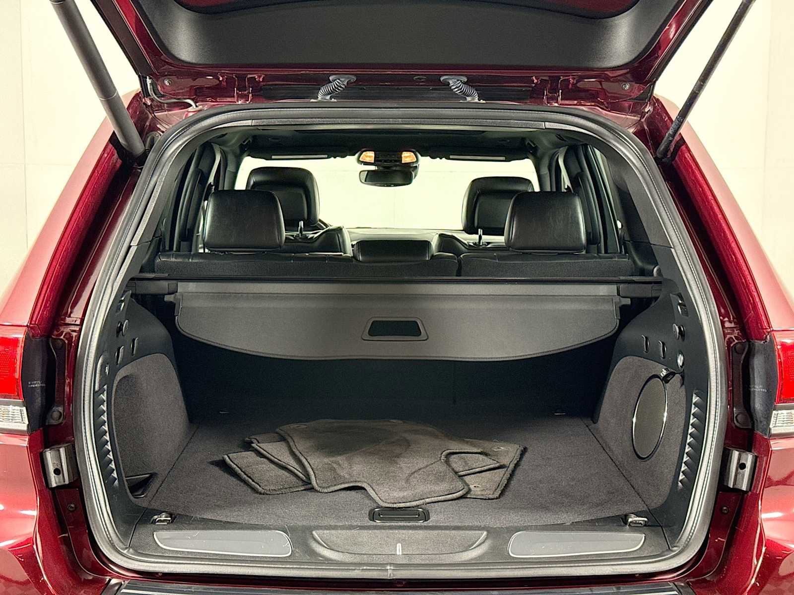 Used 2018 Jeep Grand Cherokee High Altitude image 25