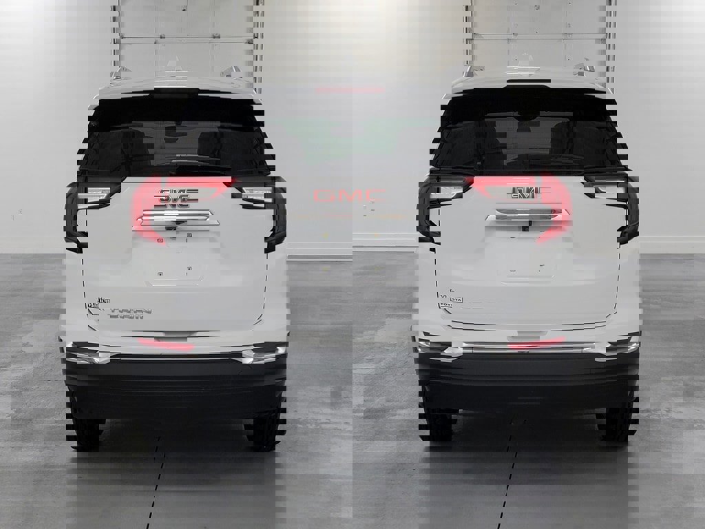 Used 2023 GMC Terrain SLT image 7