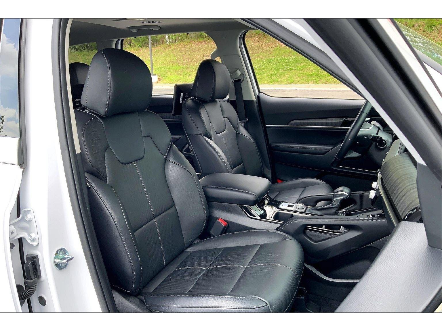 Used 2025 Kia Telluride EX image 7