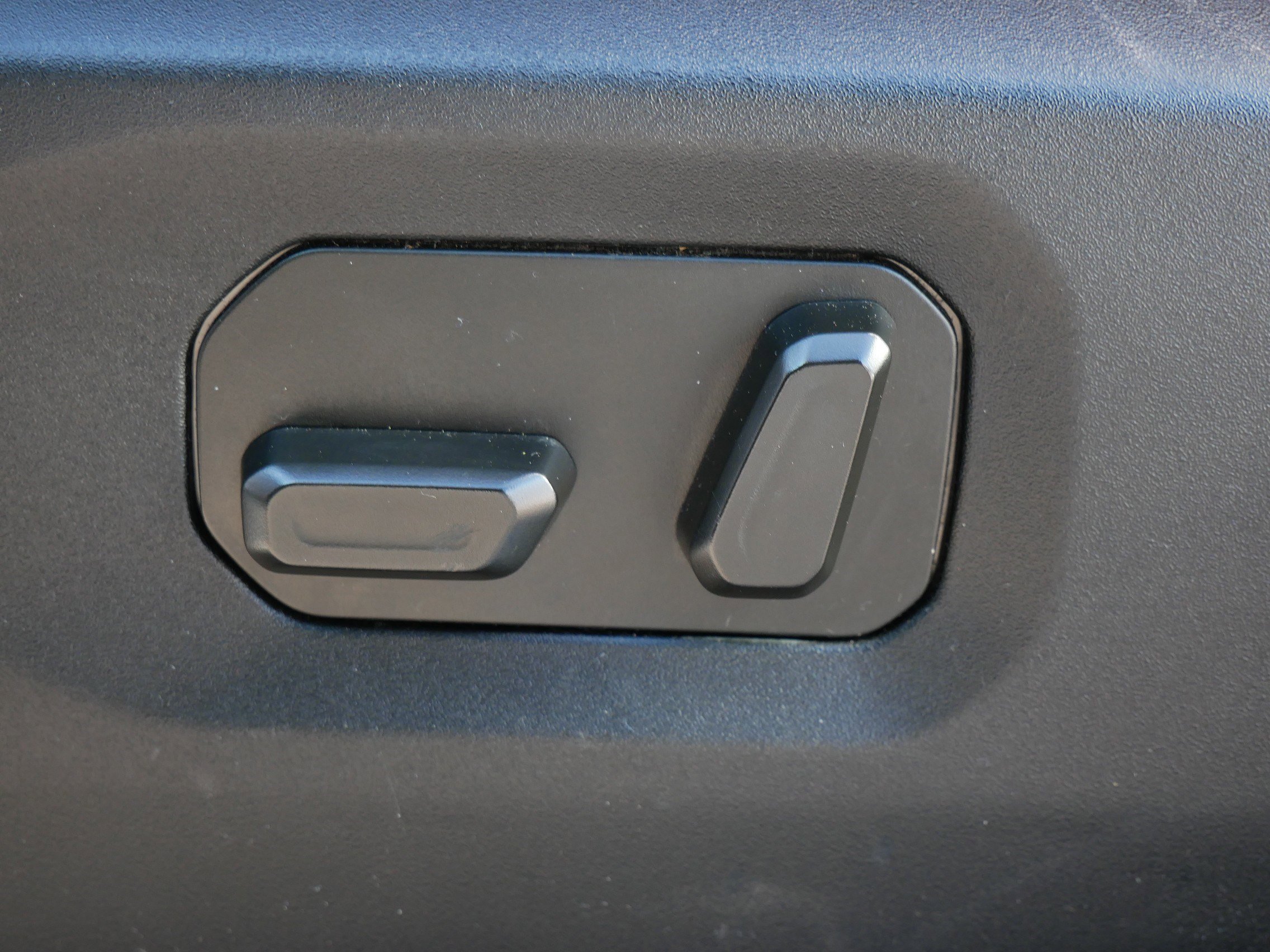 Used 2024 Jeep Wrangler Unlimited Rubicon 392 image 19