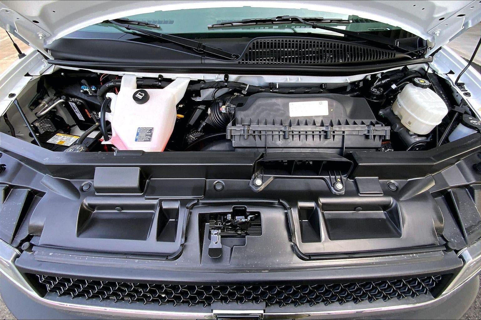 New 2026 Chevrolet Express 2500 w/ Enhanced Convenience Package RWD image 10