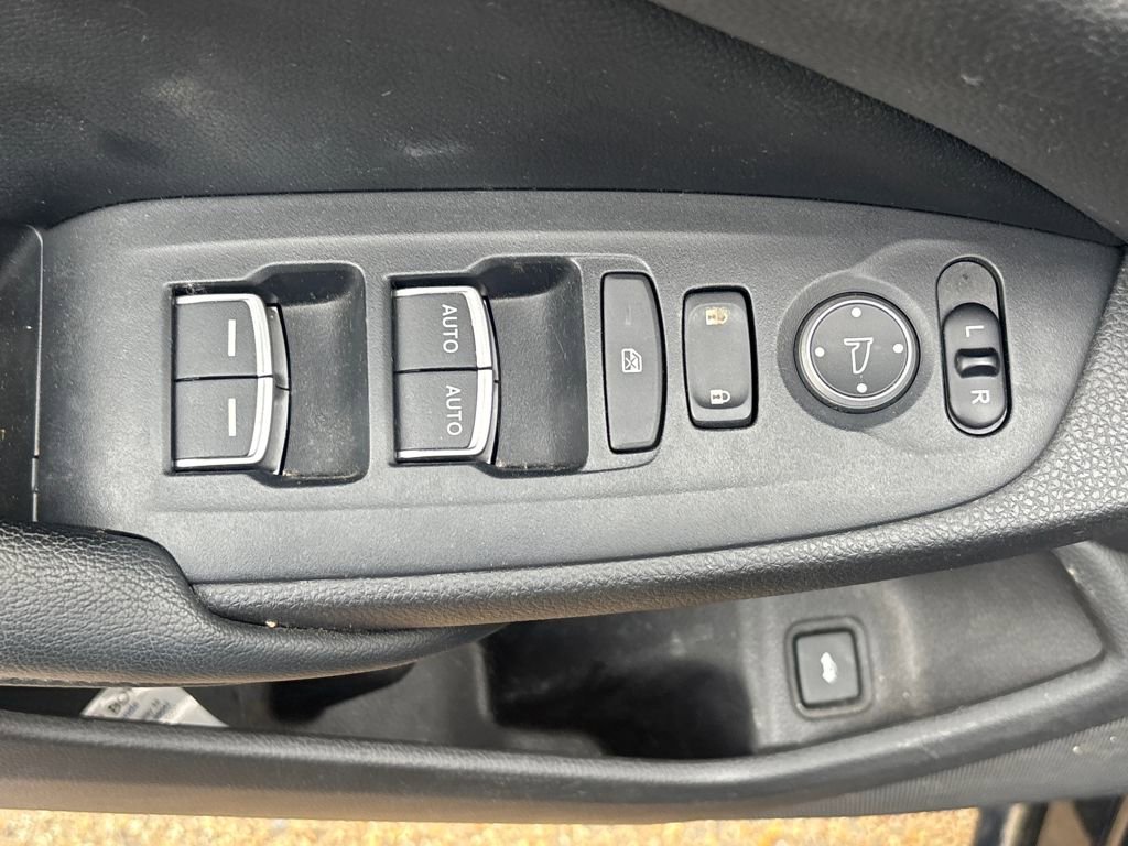 Used 2018 Honda Accord LX image 6