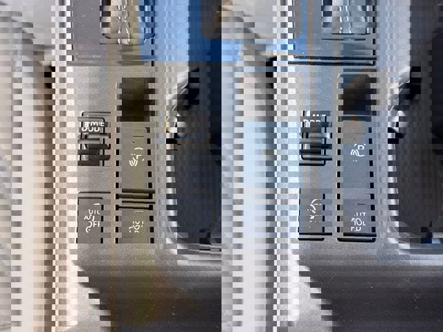 New 2026 Nissan Sentra SL w/ Floor Mat Package image 28