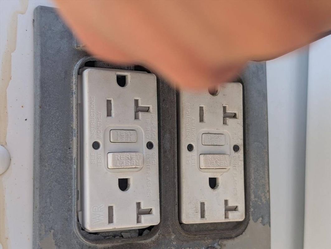 Used 2008 Chevrolet Express 3500 image 25