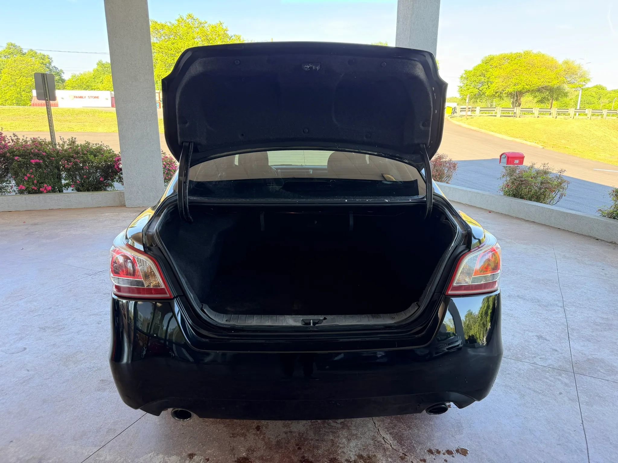 Used 2013 Nissan Altima 2.5 S FWD image 19