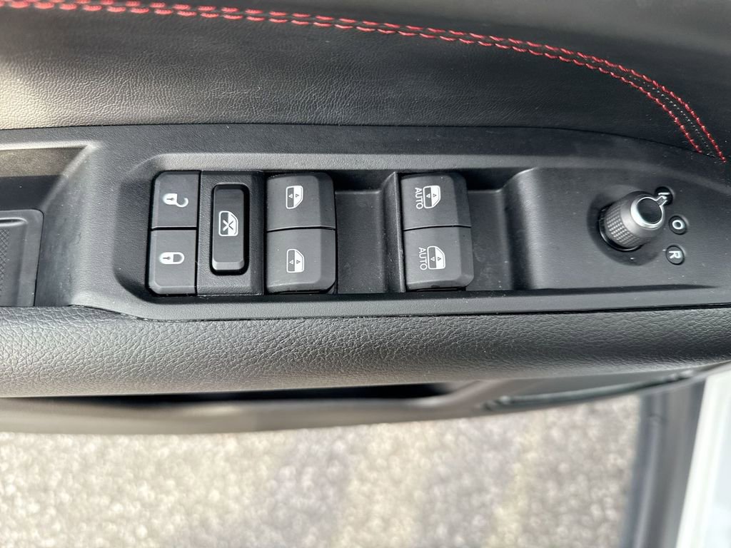 Used 2023 Jeep Compass Trailhawk w/ Trailhawk Elite Group image 21