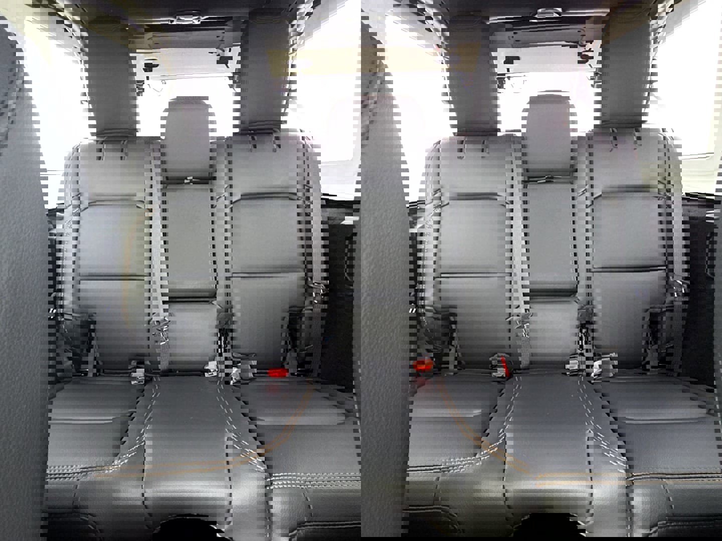 New 2026 Jeep Wrangler Unlimited Sahara image 18