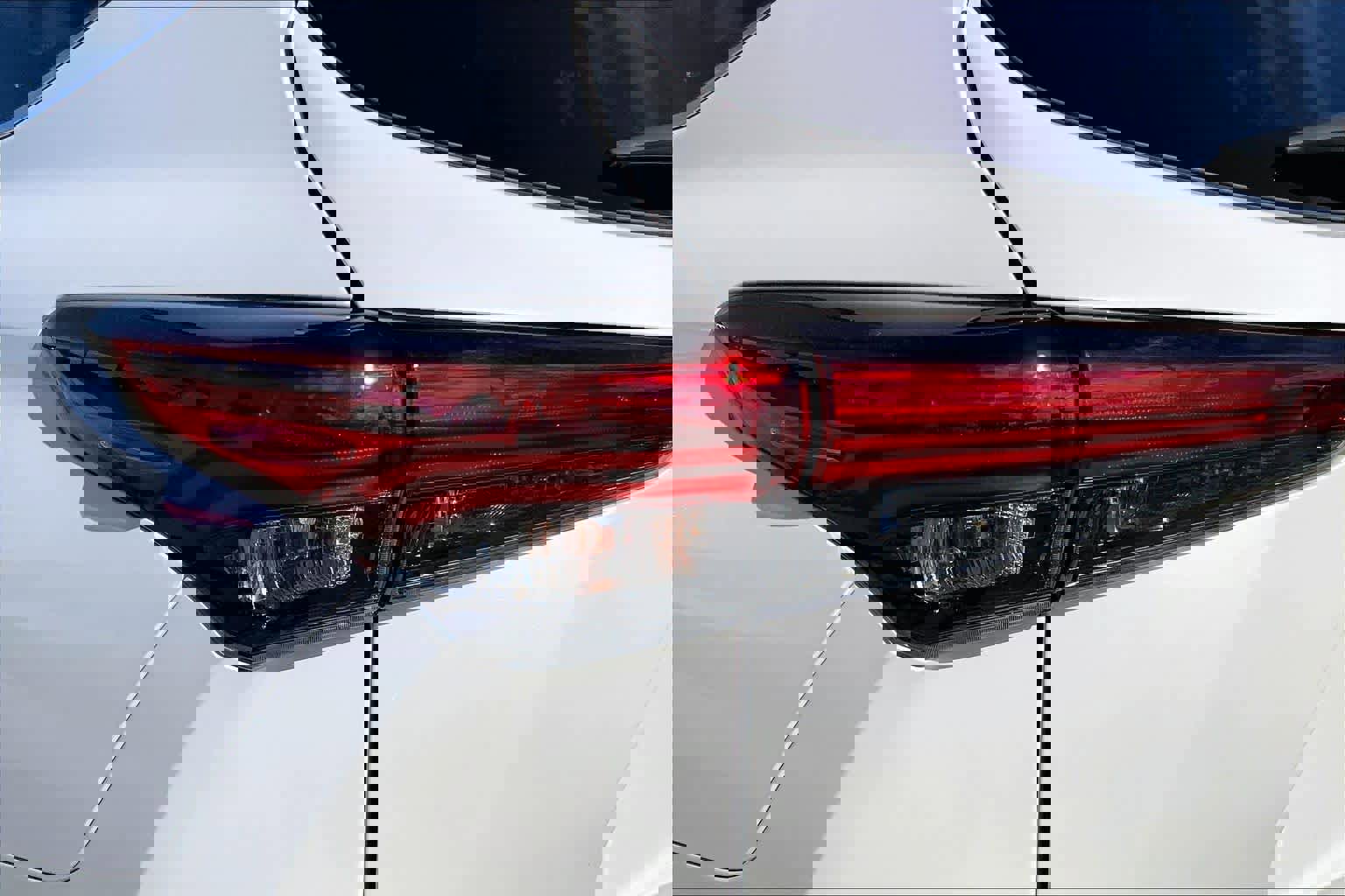 Used 2023 Toyota Highlander Limited image 26