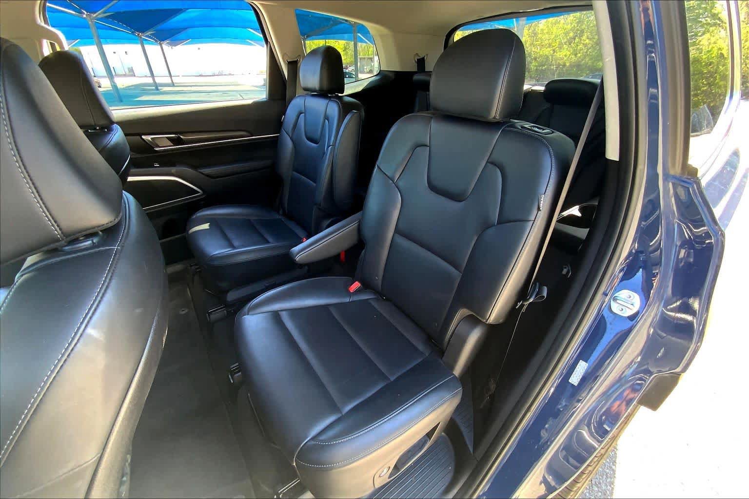 Used 2025 Kia Telluride S AWD/4WD image 21