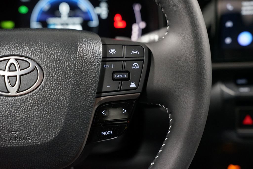 New 2026 Toyota Camry Hybrid image 13