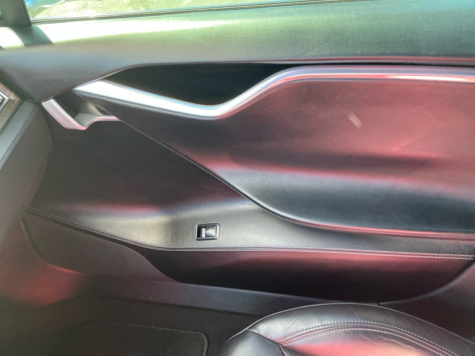 Used 2016 Tesla Model S P90D image 16