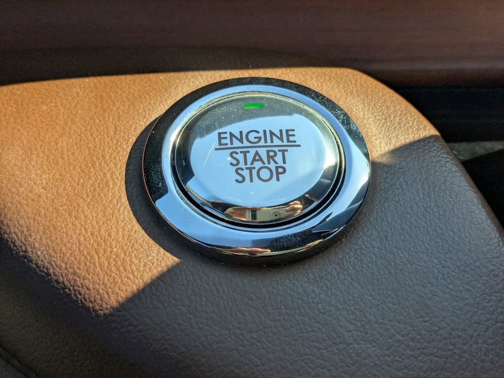 Used 2021 Lincoln Aviator Reserve w/ Equipment Group 201A image 14