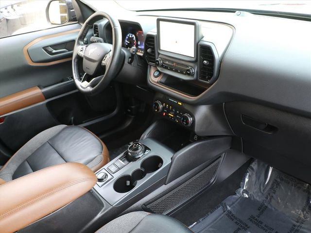 Used 2023 Ford Bronco Sport Outer Banks w/ Tech Package image 11