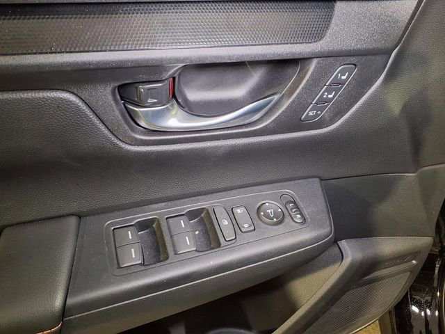Used 2025 Honda CR-V Sport-L image 19