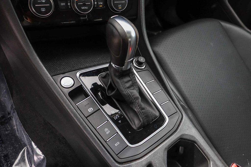Used 2019 Volkswagen Jetta SE image 22