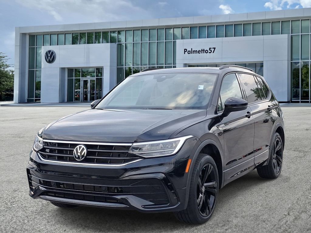 Used 2023 Volkswagen Tiguan SE R-Line FWD image 3