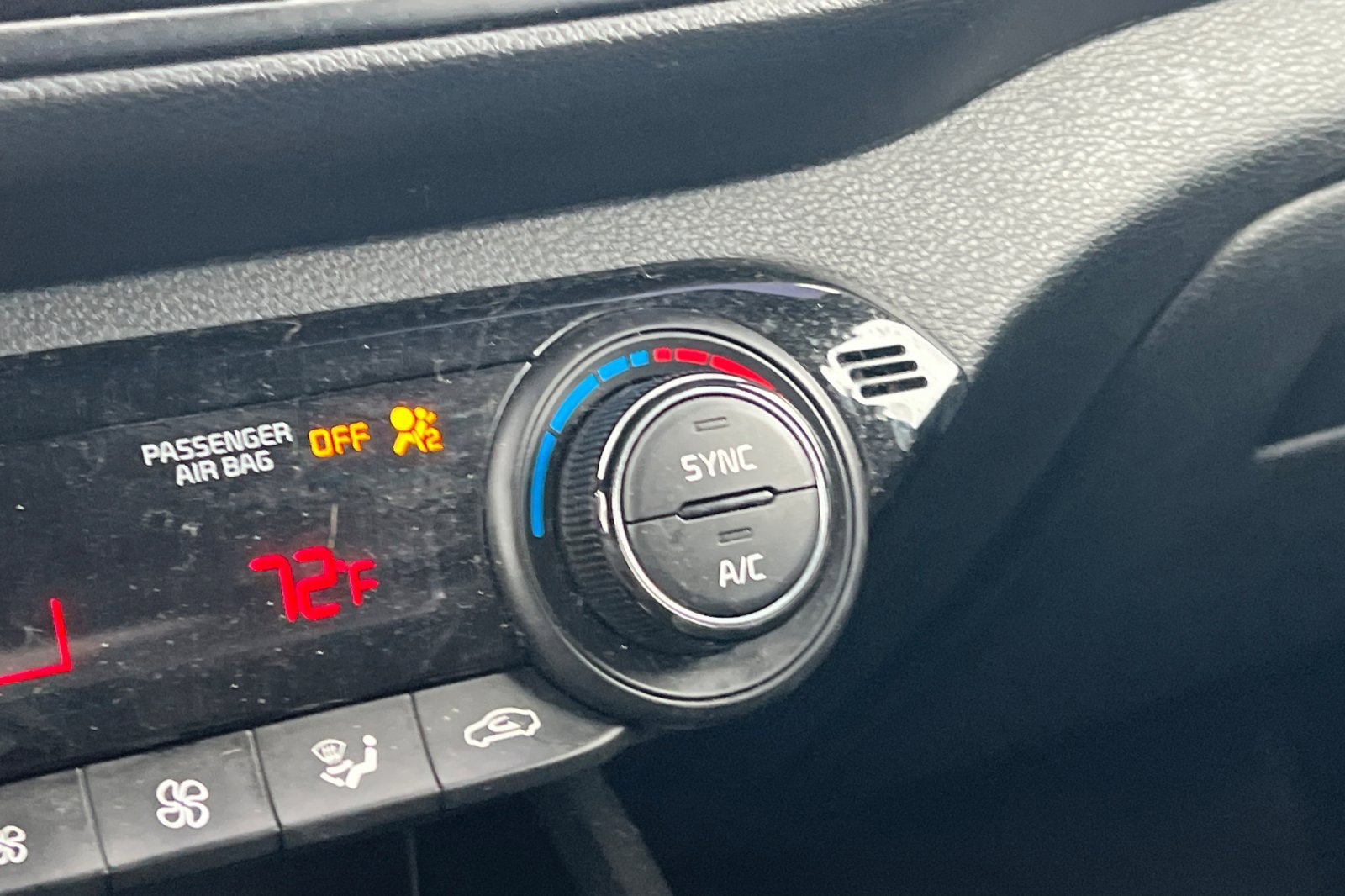 Certified 2022 Kia Forte GT-Line w/ GT-Line Premium Package image 30