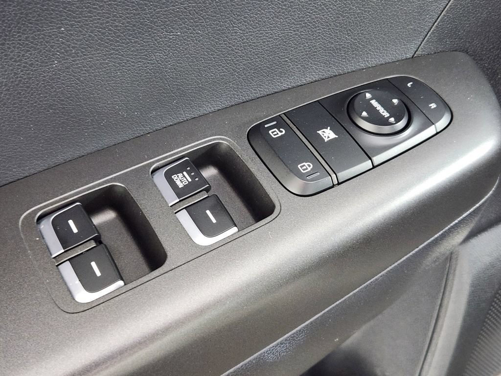 Used 2019 Kia Sportage LX w/ Option Group 017 FWD image 17