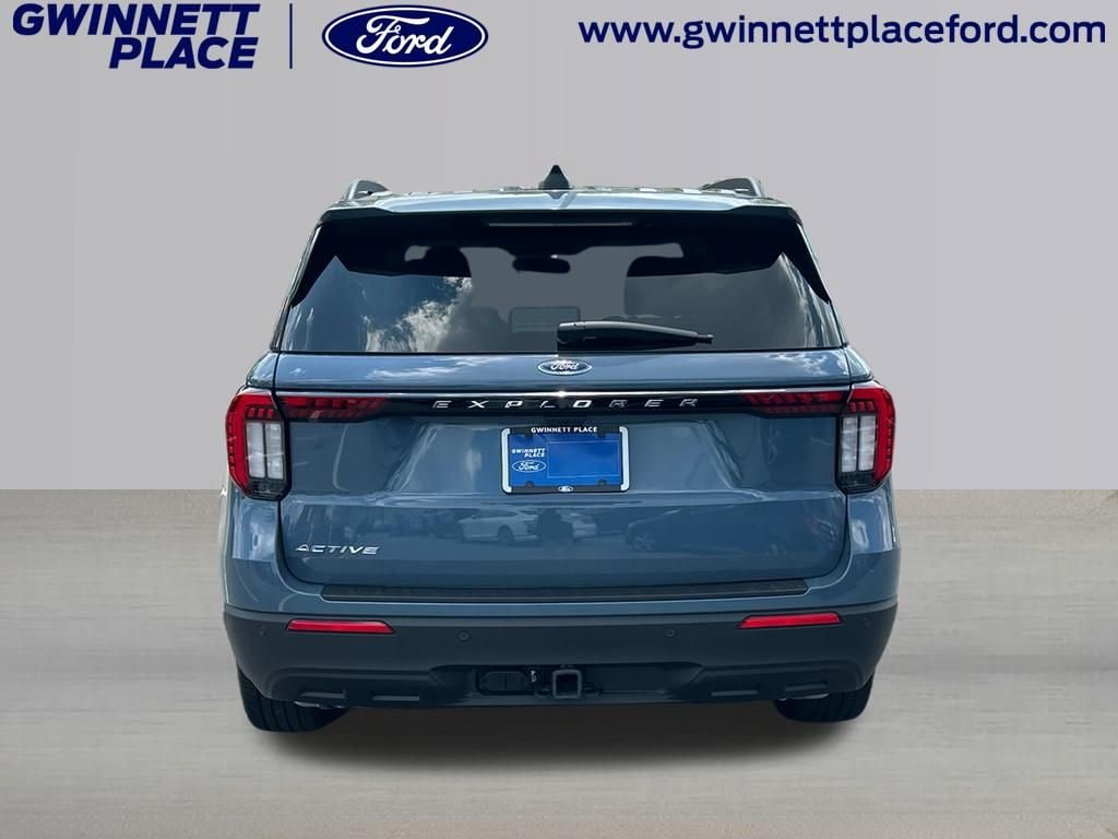 New 2026 Ford Explorer Active RWD image 6