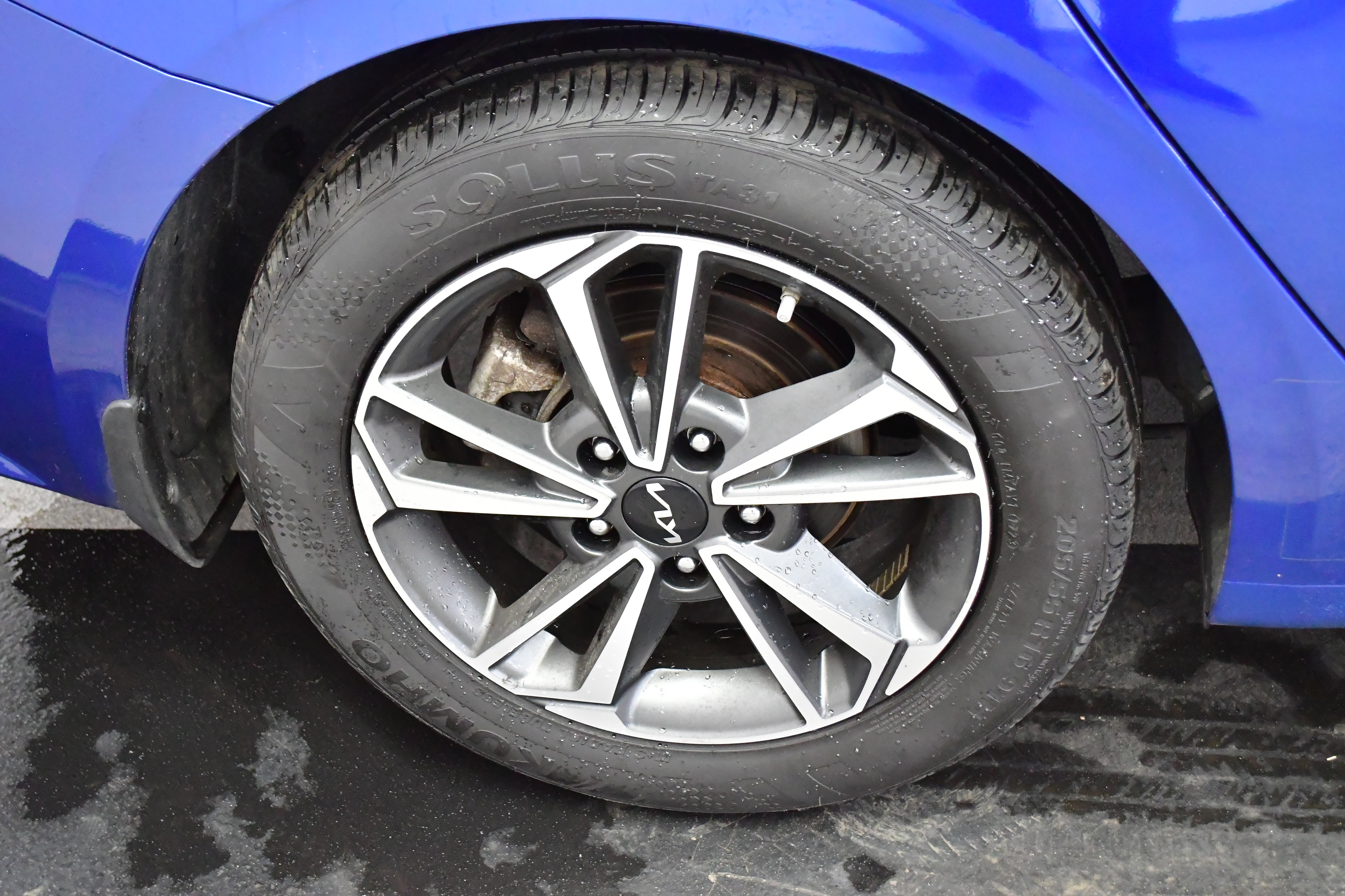 Used 2023 Kia Forte LXS w/ LXS Technology Package image 52