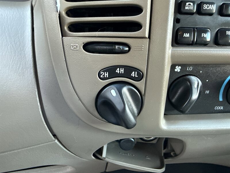 Used 2003 Ford F150 XLT AWD/4WD image 34