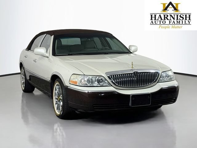Used 2007 Lincoln Town Car Signature RWD 360° Tour