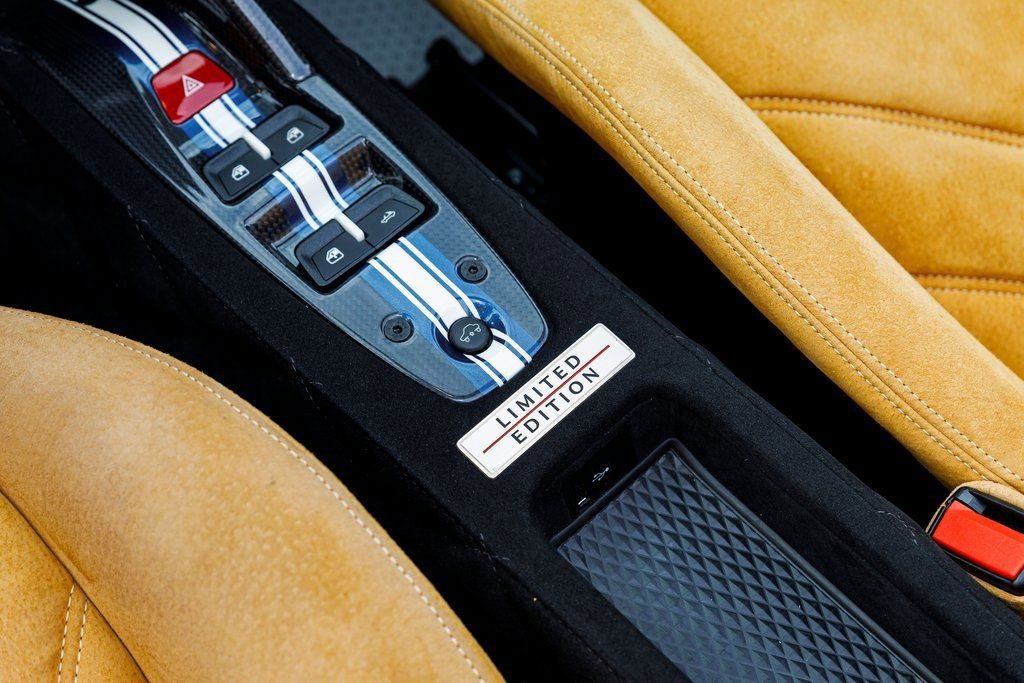 Used 2015 Ferrari 458 Speciale A image 21