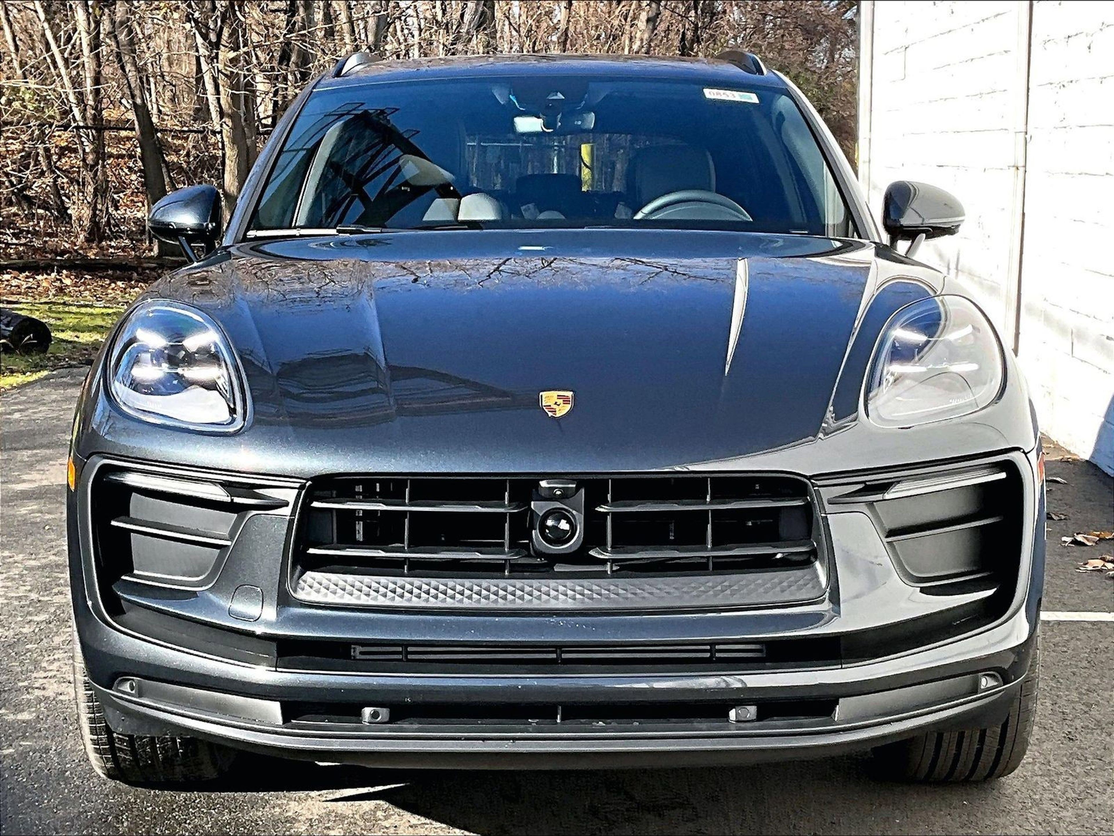 New 2026 Porsche Macan image 22