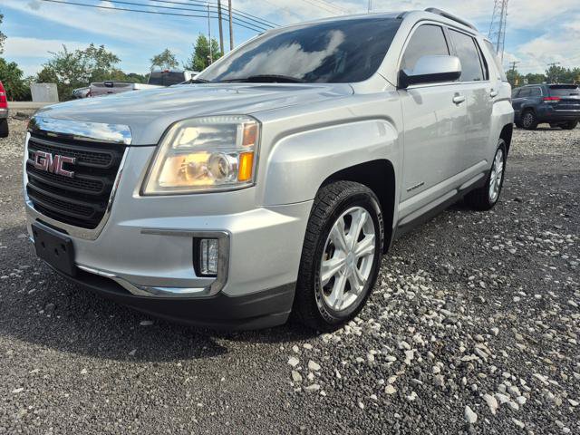 Used 2017 GMC Terrain SLE w/ Technology Package AWD/4WD image 2