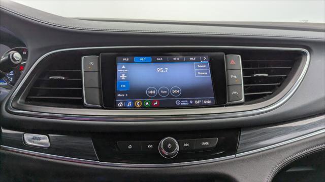 Used 2024 Buick Enclave Premium image 28