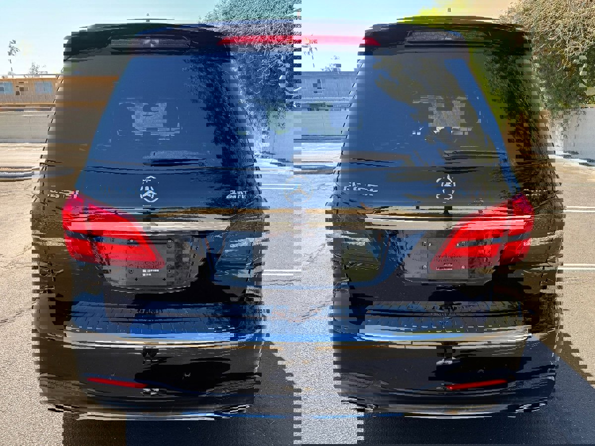 Used 2017 Mercedes-Benz GLS 550 4MATIC image 8