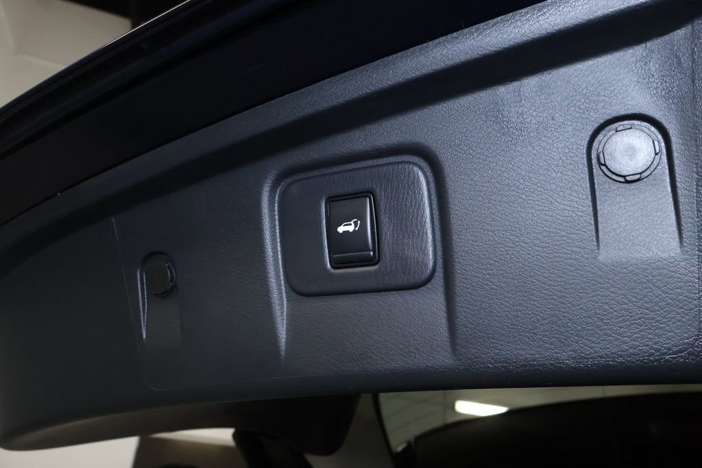 Used 2024 Nissan Murano SL image 19