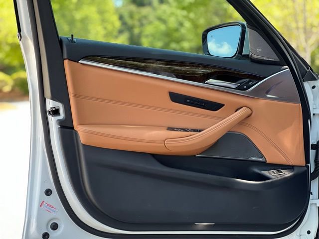 Used 2019 BMW 540i w/ Convenience Package RWD image 10