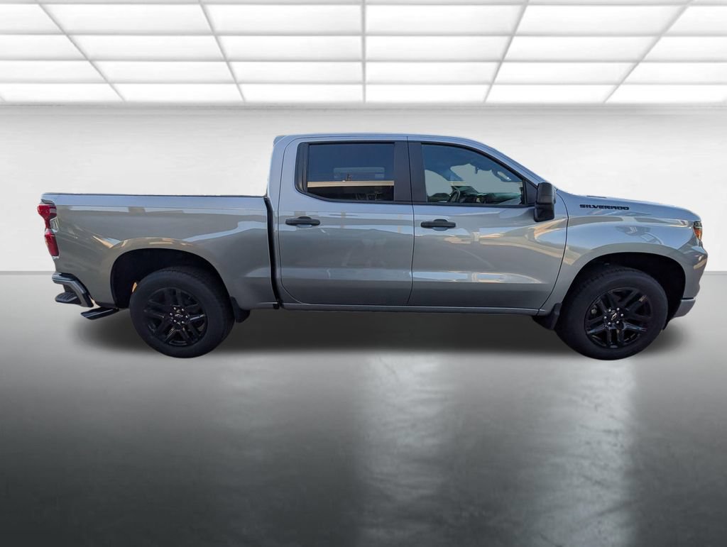 New 2026 Chevrolet Silverado 1500 Custom w/ LPO, Dark Essentials Package RWD image 27