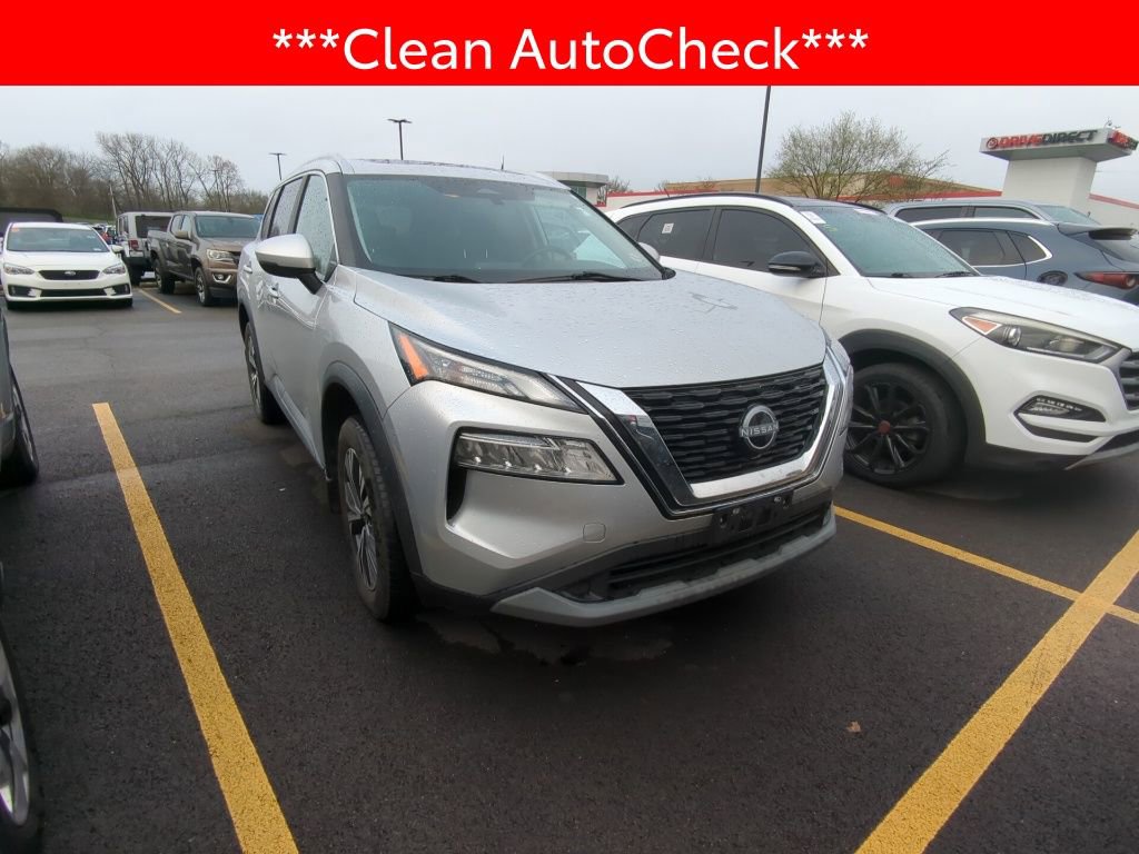 Used 2023 Nissan Rogue SV w/ SV Premium Package image 3
