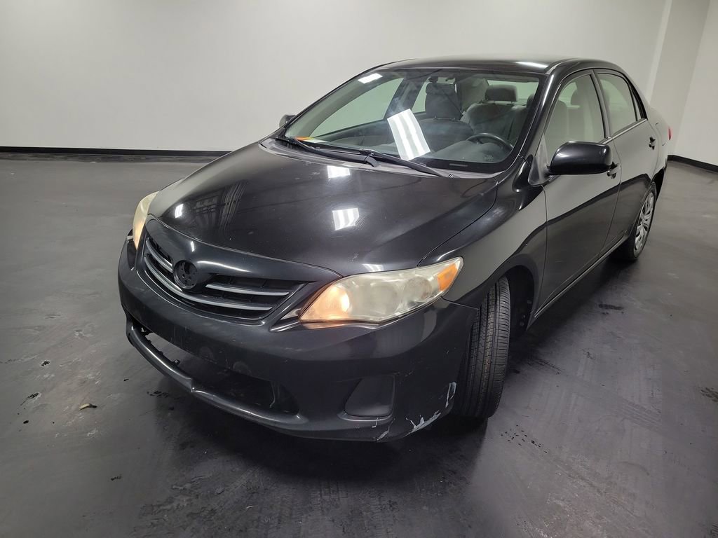 Used 2013 Toyota Corolla LE FWD image 4
