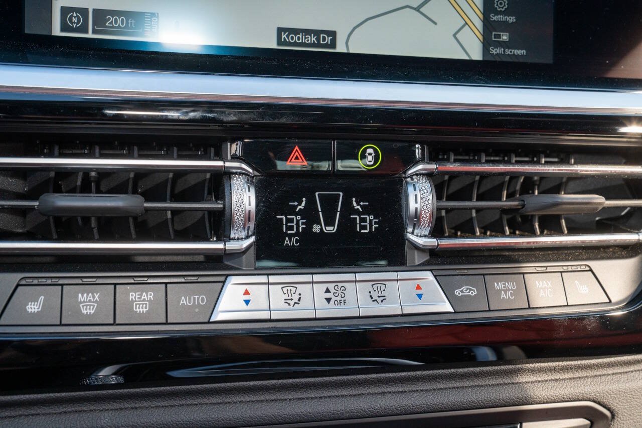 Used 2025 BMW Z4 M40i w/ Edition RWD image 26