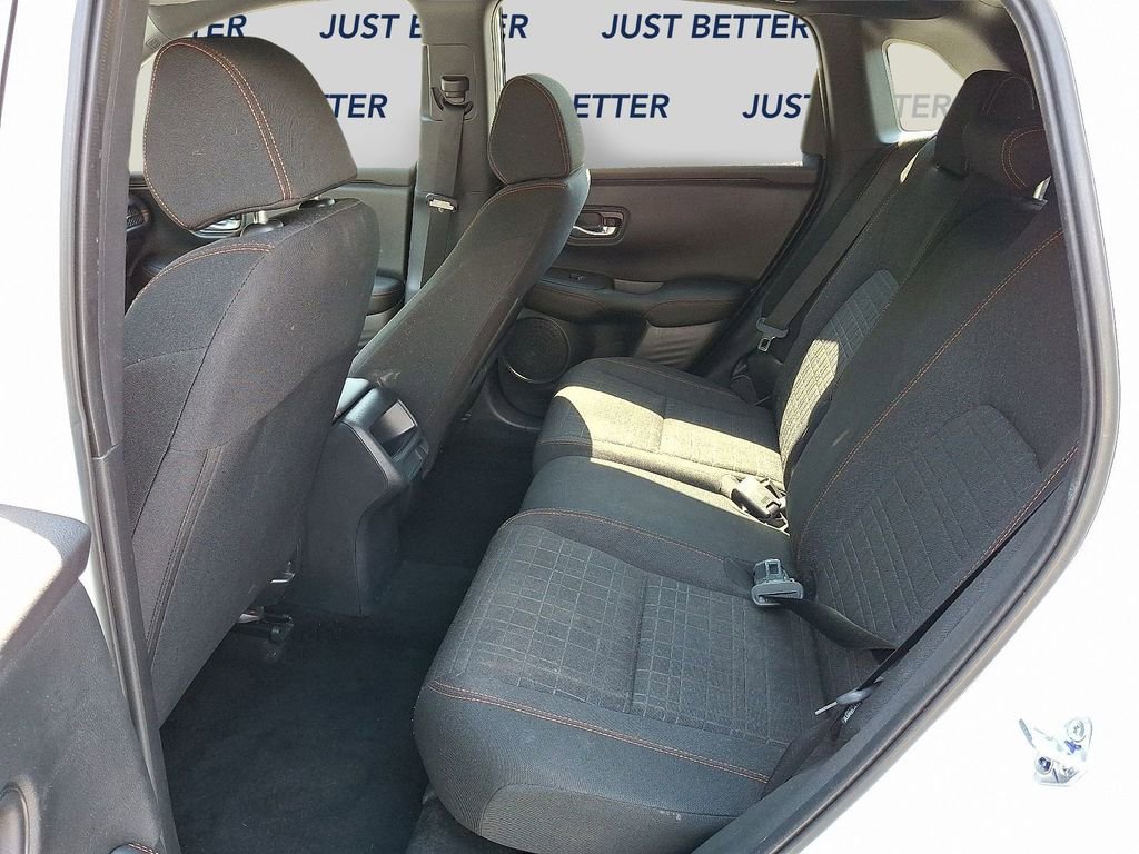 Used 2025 Honda HR-V Sport image 8