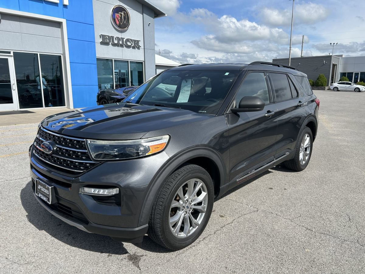 Used 2020 Ford Explorer XLT w/ Equipment Group 202A AWD/4WD image 1
