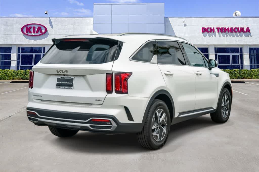 Certified 2023 Kia Sorento EX w/ Panoramic Sunroof Package FWD image 4