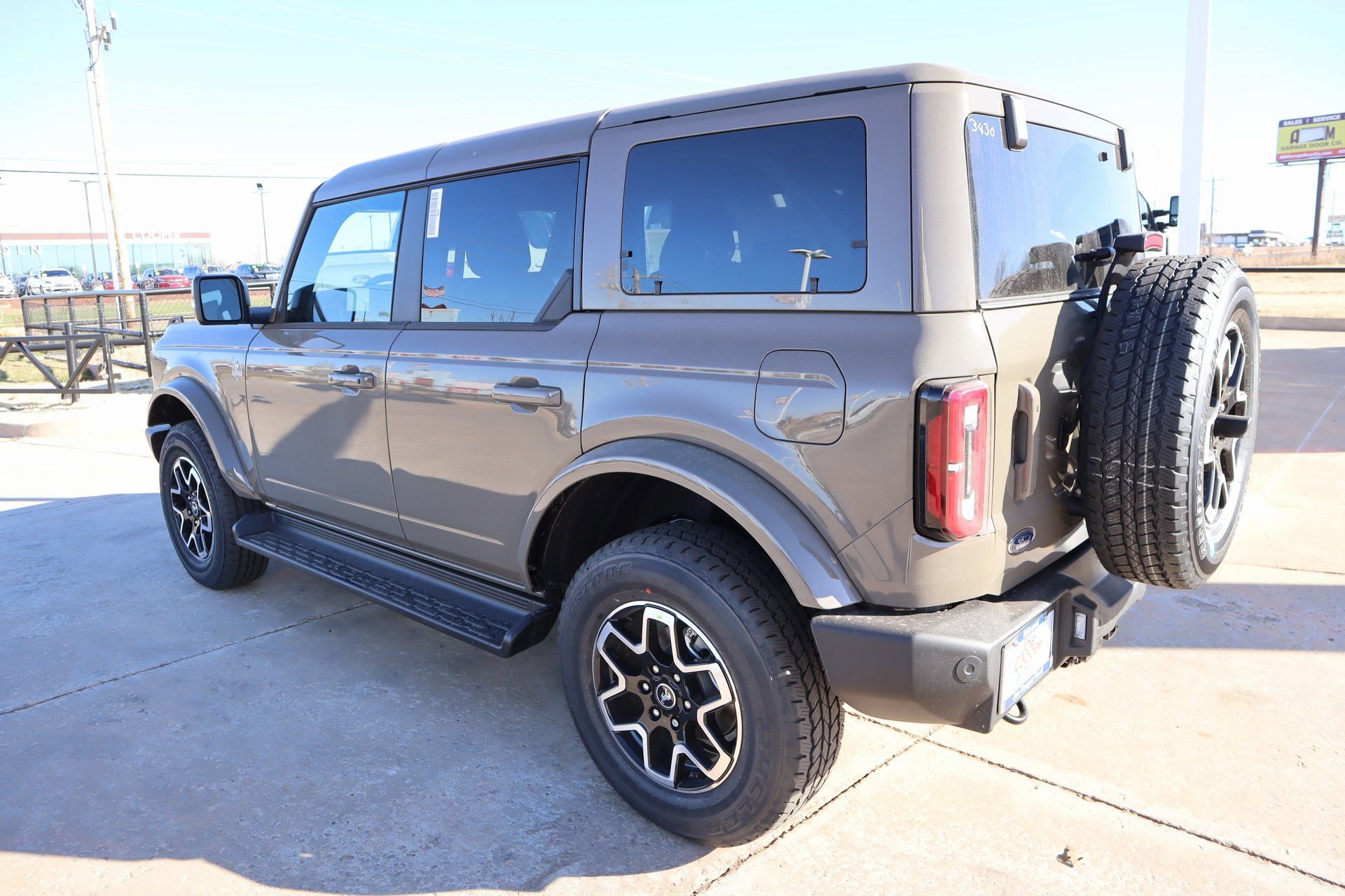 New 2025 Ford Bronco Outer Banks image 23
