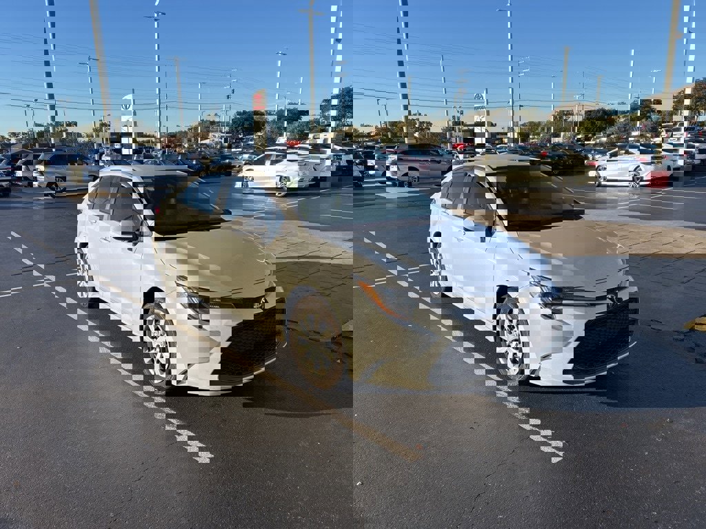 Used 2022 Toyota Corolla LE