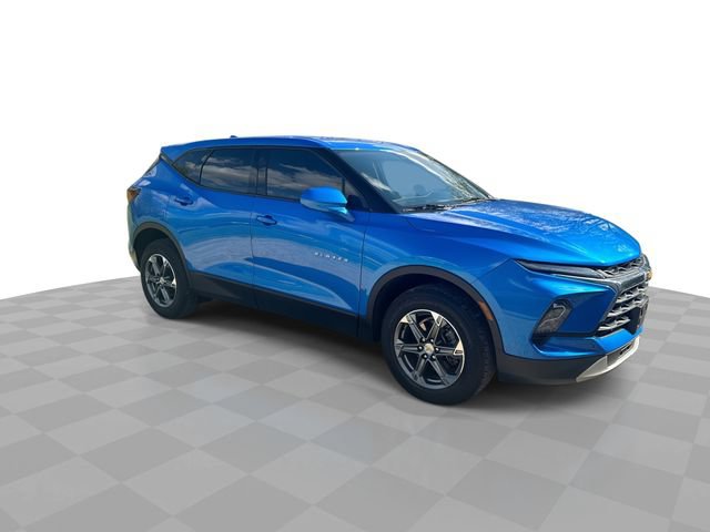 Certified 2024 Chevrolet Blazer LT FWD image 3
